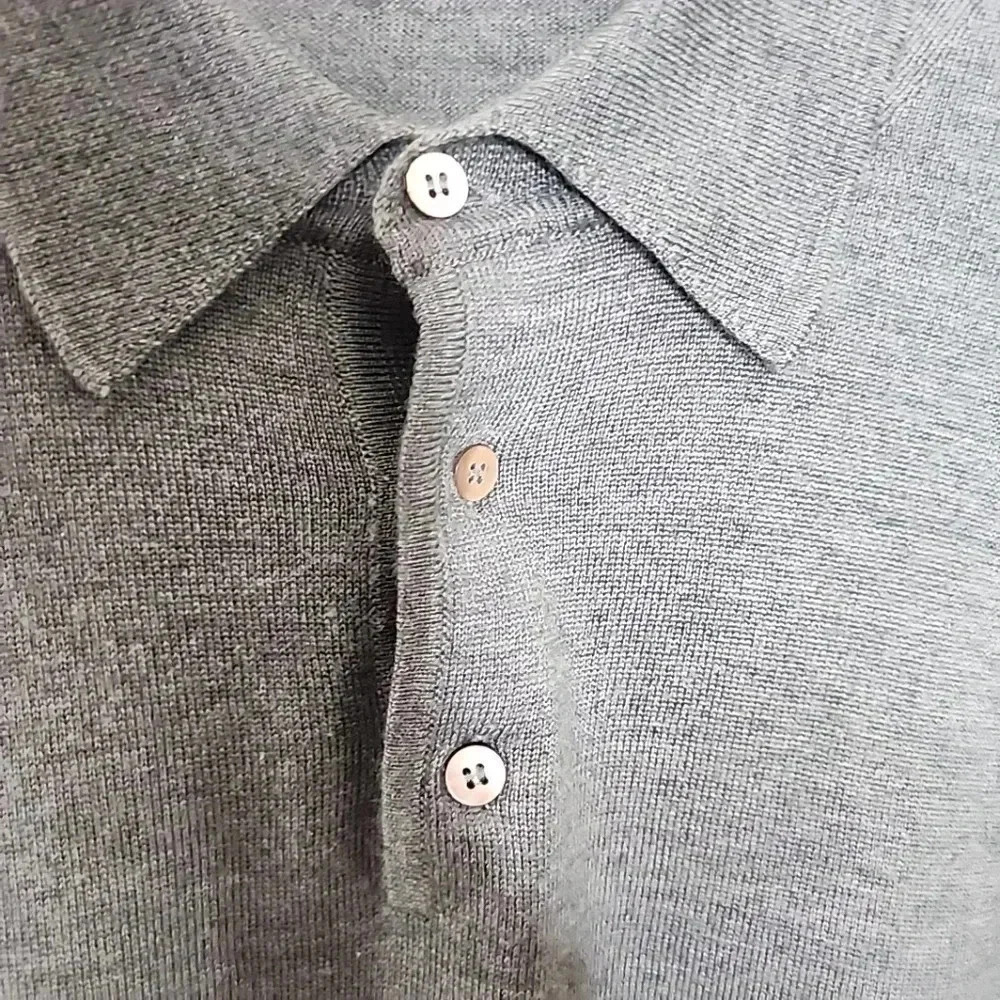 Brook Brothers Wool/ Silk and Cashmere Men Olive Green light weight sweater. - Picture 3 of 9